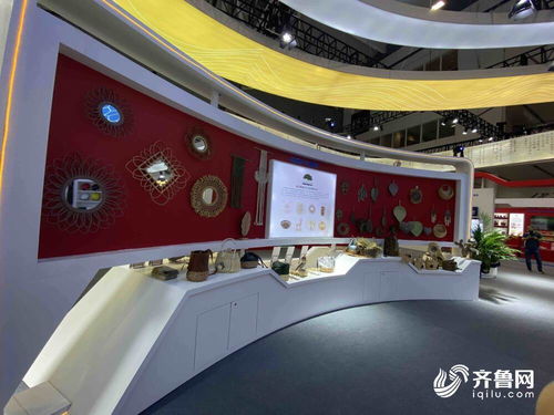 山东800余种产品亮相深圳 打卡第十七届中国国际文博会上的 山东手造